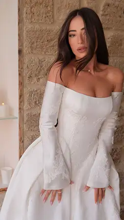 שמלת כלה חצית נפוחה מחסוף סטרפלס